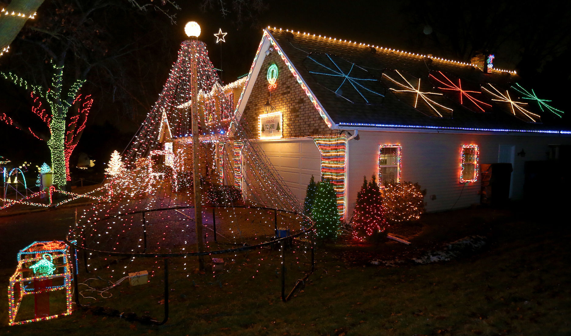 IN REAL TIME: Kall Christmas Lights